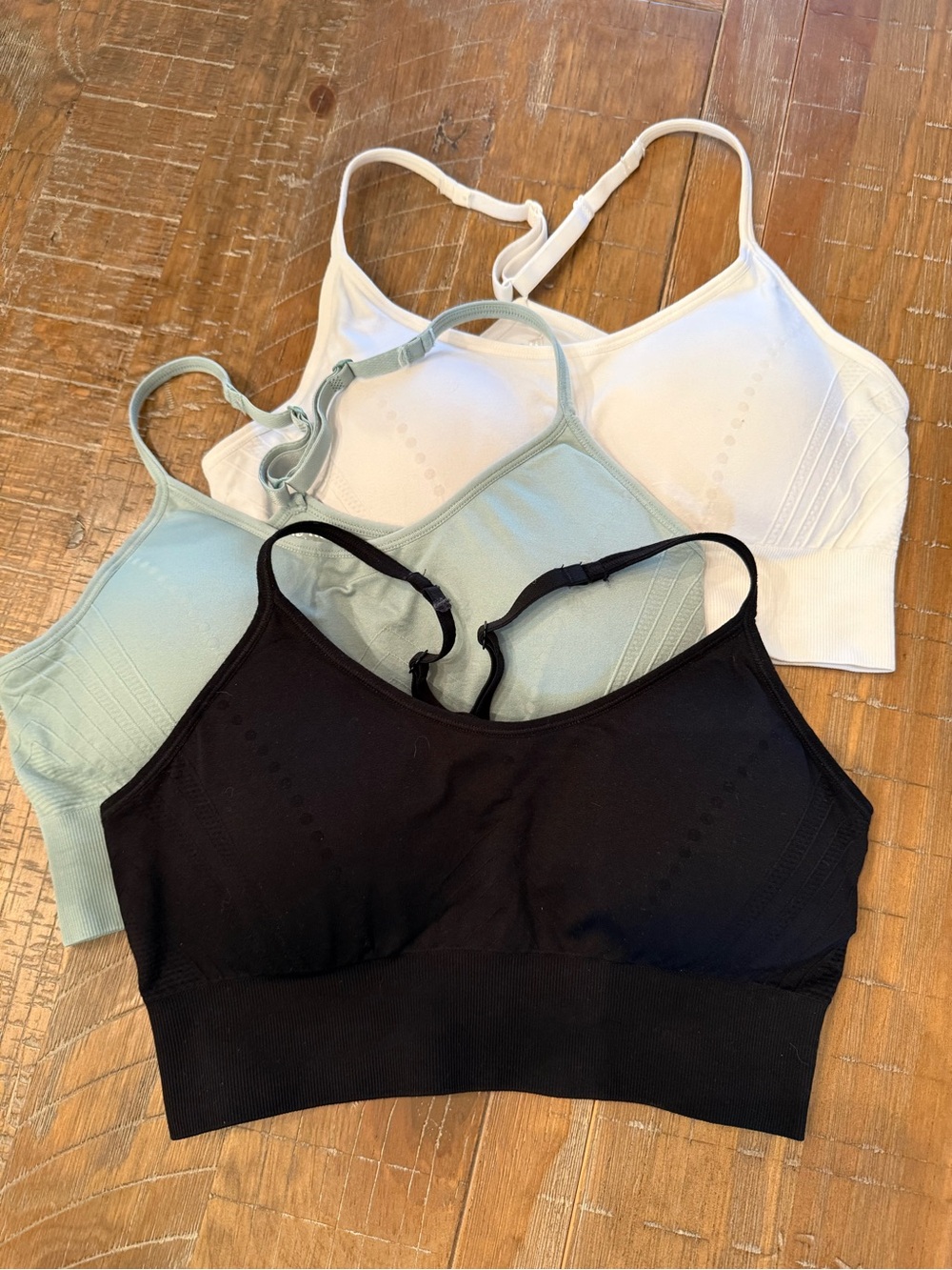 Pro-fit Seamless Everyday Bralette - Black, White & Sage